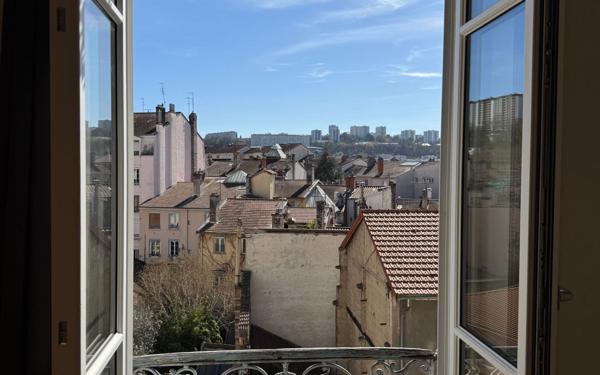 Appartement à vendre    1 pièce • 34,87 m2 Lyon 9