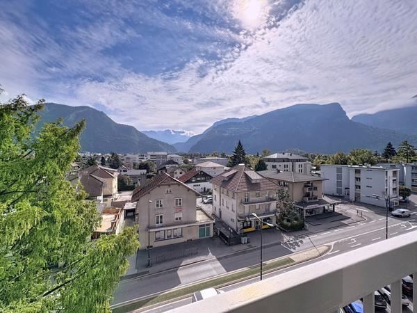 Appartement 3 pièces - 95 m² Exclusivité efficity