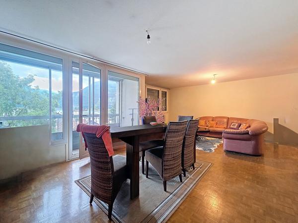 Appartement 3 pièces - 95 m² Exclusivité efficity