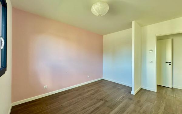 Maison à vendre    4 pièces •  Morlaàs