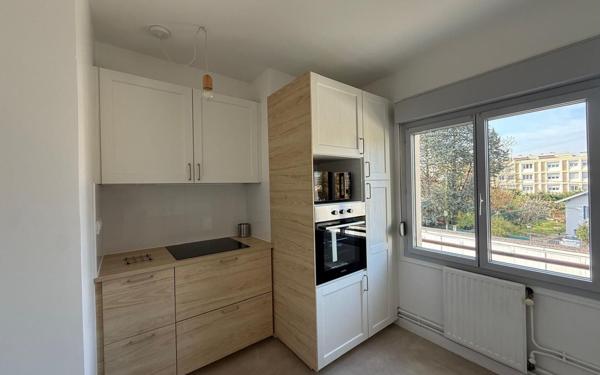 Appartement à louer    3 pièces • 61,69 m2 Francheville