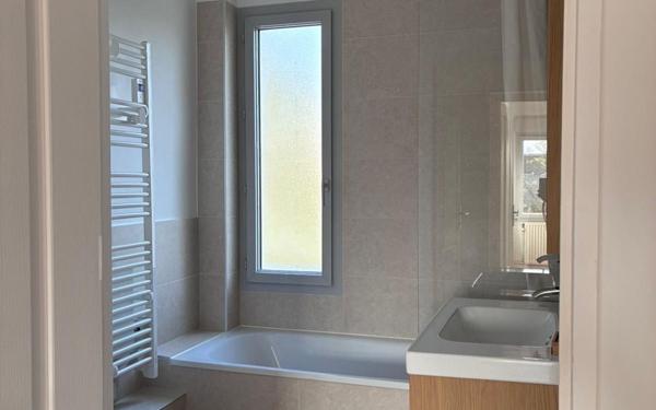 Appartement à louer    3 pièces • 61,69 m2 Francheville