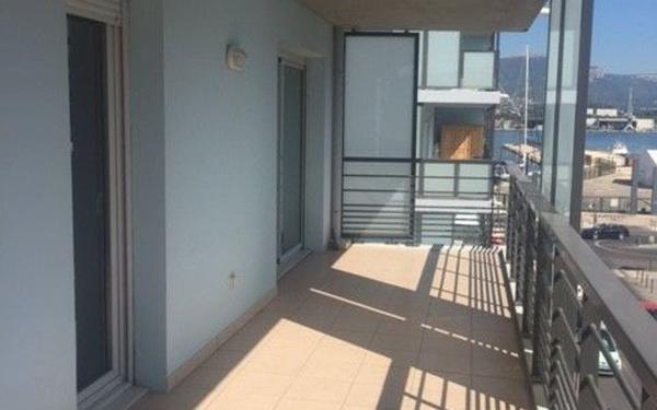 Appartement à vendre    3 pièces • 77 m2 La Seyne-sur-Mer