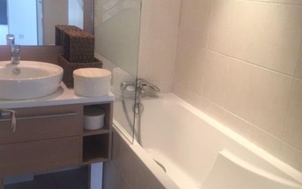 Appartement à vendre    3 pièces • 77 m2 La Seyne-sur-Mer