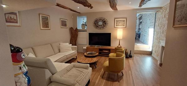 COUP DE COEUR POUR CETTE MAISON DE VILLE RENOVEE !