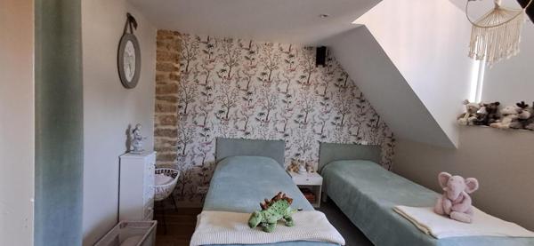 COUP DE COEUR POUR CETTE MAISON DE VILLE RENOVEE !