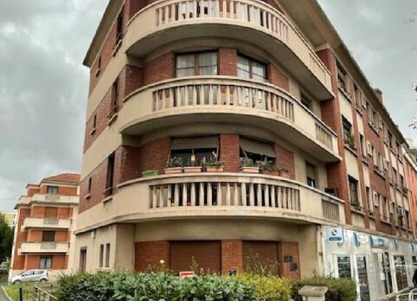 Appartement à vendre    3 pièces • 64 m2 Créteil