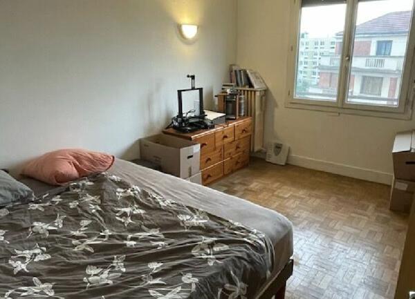 Appartement à vendre    3 pièces • 64 m2 Créteil