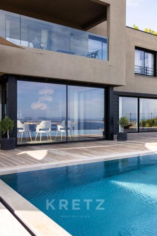 Carqueiranne, villa contemporaine 2021 de 290 m², vue mer panoramique, piscine, 5 suites