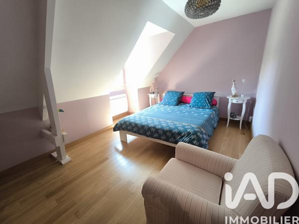 Maison à vendre 7 pièces 170 m² Saint-Étienne-l'Allier