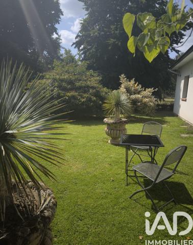 Maison à vendre 7 pièces 170 m² Saint-Étienne-l'Allier