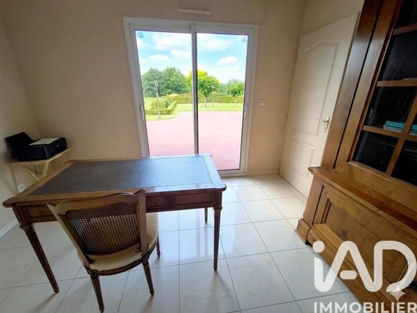 Maison à vendre 7 pièces 170 m² Saint-Étienne-l'Allier