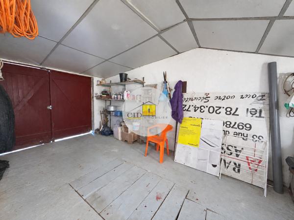 Maison 118 m² à rénover – 3 chambres, balcon, terrain clos de 370 m² et 2 garages Détails des diagnostics énergétiques