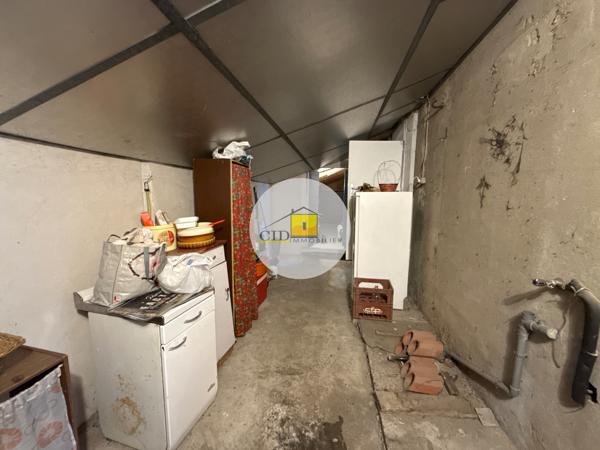 Maison 118 m² à rénover – 3 chambres, balcon, terrain clos de 370 m² et 2 garages Détails des diagnostics énergétiques