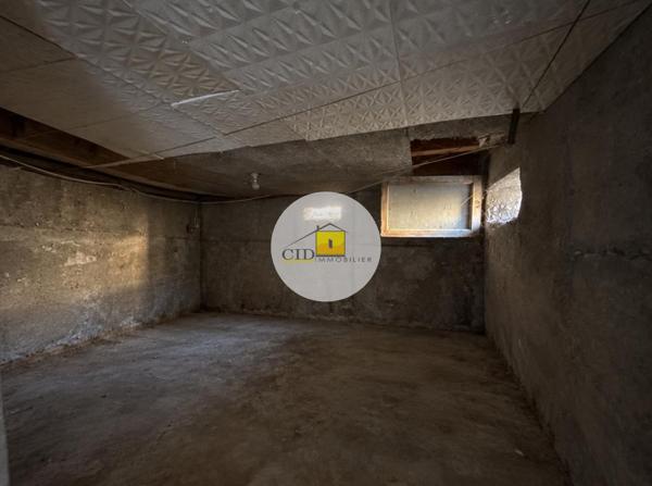 Maison 118 m² à rénover – 3 chambres, balcon, terrain clos de 370 m² et 2 garages Détails des diagnostics énergétiques