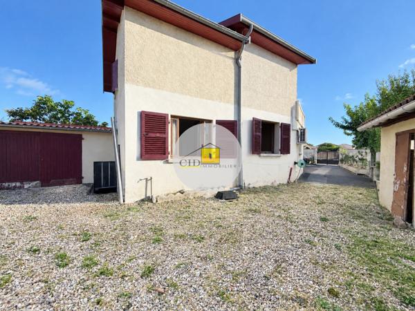 Maison 118 m² à rénover – 3 chambres, balcon, terrain clos de 370 m² et 2 garages Détails des diagnostics énergétiques