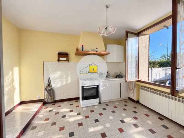 Maison 118 m² à rénover – 3 chambres, balcon, terrain clos de 370 m² et 2 garages Détails des diagnostics énergétiques