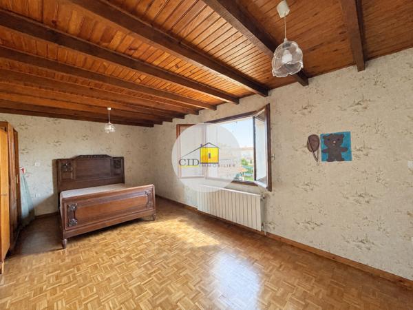 Maison 118 m² à rénover – 3 chambres, balcon, terrain clos de 370 m² et 2 garages Détails des diagnostics énergétiques