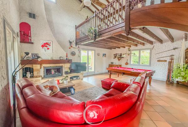 Le Taillan-Médoc (33320) MAISON LANDAISE FAMILIALE T5 - 4 CHAMBRES - PISCINE - GARAGE XXL - GERMIGNAN