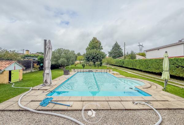 Le Taillan-Médoc (33320) MAISON LANDAISE FAMILIALE T5 - 4 CHAMBRES - PISCINE - GARAGE XXL - GERMIGNAN