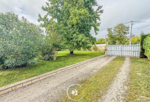 Le Taillan-Médoc (33320) MAISON LANDAISE FAMILIALE T5 - 4 CHAMBRES - PISCINE - GARAGE XXL - GERMIGNAN