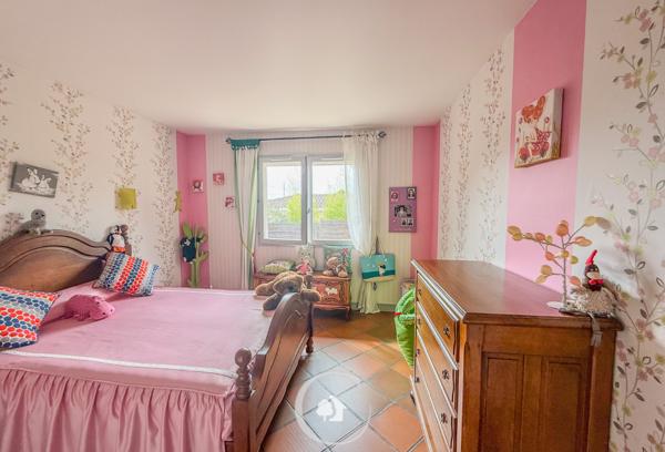 Le Taillan-Médoc (33320) MAISON LANDAISE FAMILIALE T5 - 4 CHAMBRES - PISCINE - GARAGE XXL - GERMIGNAN