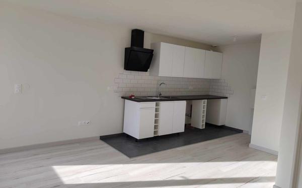 Appartement à louer    1 pièce •  Villers-lès-Roye