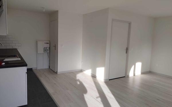 Appartement à louer    1 pièce •  Villers-lès-Roye