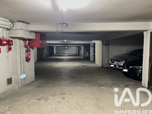 Parking à vendre 10,5 m² Paris 15