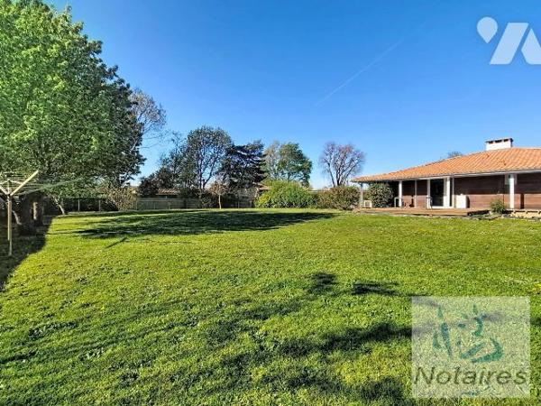Maison à vendre à Saint-Léon (33670) en Gironde (33)

A moins de 10 minutes de Créon (33670) ...