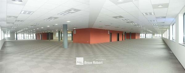Bureaux à louer Lyon 3ème Part-Dieu avec parking en sous-sol