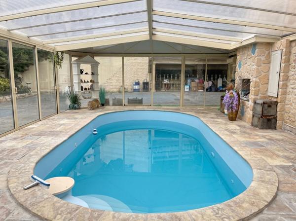 ARNIERES SUR ITON (27180) - Magnifique maison d'architecte d'environ 320 m² habitables - 5 chambres - 1 piscine couverte - 545 500  HAI