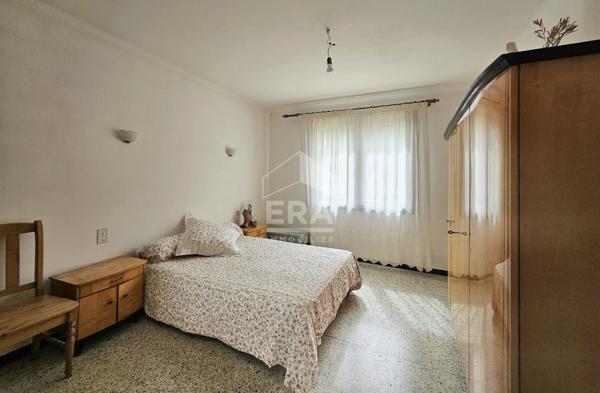 A VENDRE - LANÇON PROVENCE - Maison T6 avec 4 Chambres - sous-sol total - Jardin piscinable