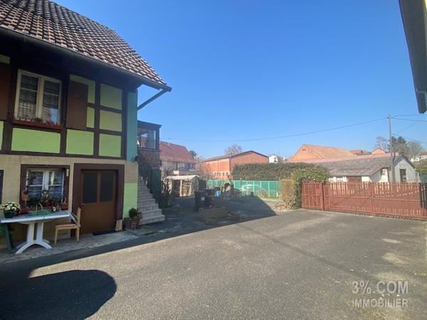 3%.COM Corps de ferme au centre de REITWILLER  Berstett (67370)