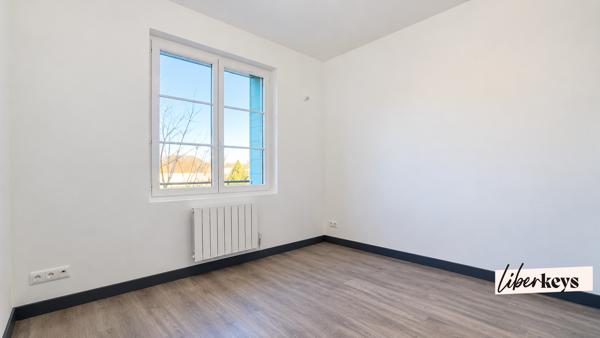 BEAUGENCY (45190) – APPARTEMENT LOUÉ AVEC COUR PRIVATIVE ET CAVE