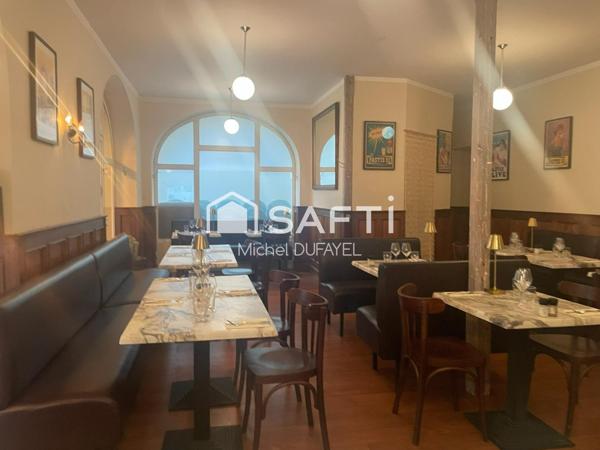 LICENCE IV - RESTAURANT/BAR SUR PLACE DE VILLAGE