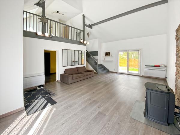 Maison Vaureal 140 m2 avec 4 chambres garage et terrain