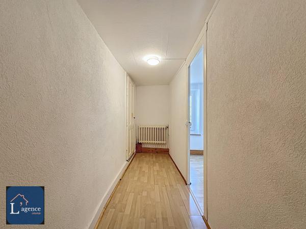 Maison de village 3P mitoyenne au calme jardin avec vue sur le Jura