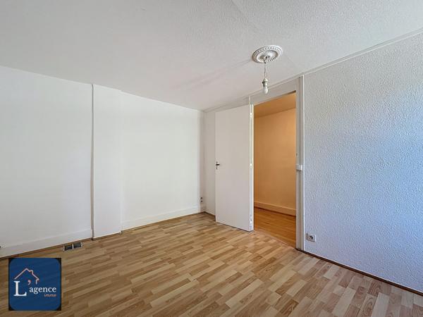 Maison de village 3P mitoyenne au calme jardin avec vue sur le Jura