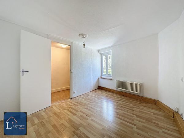 Maison de village 3P mitoyenne au calme jardin avec vue sur le Jura