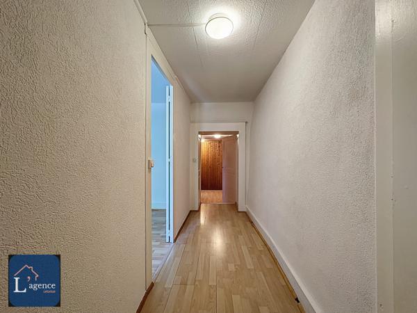 Maison de village 3P mitoyenne au calme jardin avec vue sur le Jura