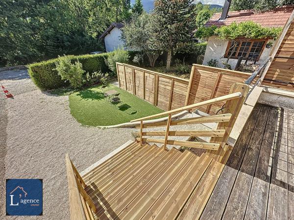 Maison de village 3P mitoyenne au calme jardin avec vue sur le Jura