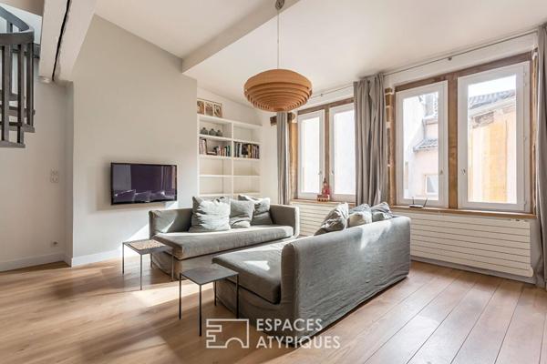 Duplex rénové au dernier étage en plein coeur du Vieux-Lyon