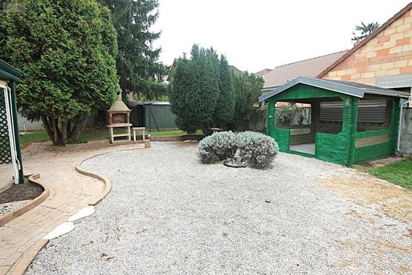 Maison à louer à Châtenoy-le-Royal en Saône-et-Loire (71880), ref : 13783/569
