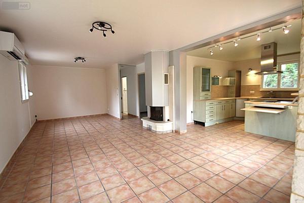 Maison à louer à Châtenoy-le-Royal en Saône-et-Loire (71880), ref : 13783/569