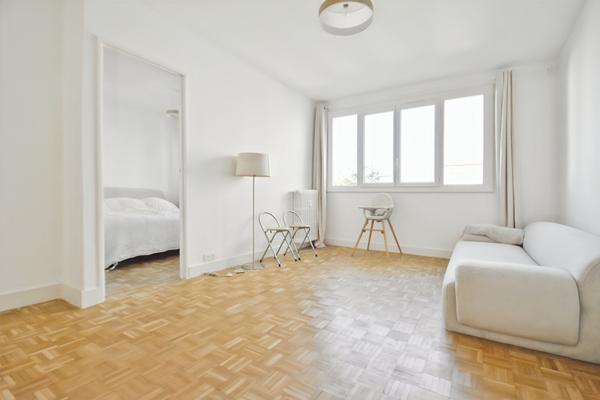 Élégant 2 pièces entièrement rénové à deux pas de Marcel Sembat