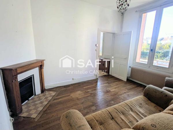 Maison sur sous-sol, 5 pièces, 4 chambres.