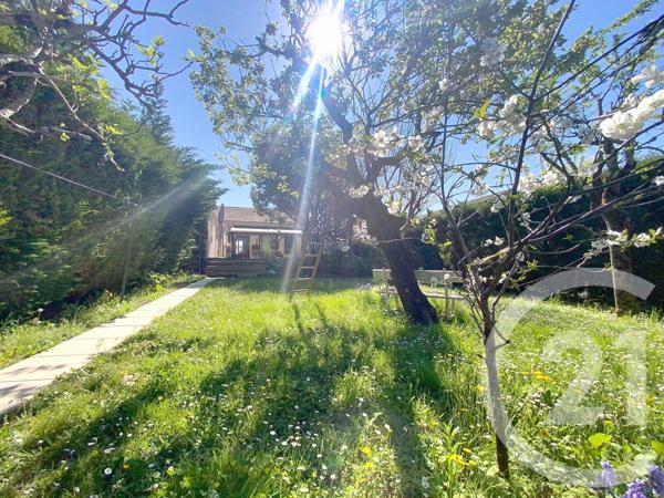 Maison à vendre  5 pièces - 126 m 2   ROCHEFORT  - 17