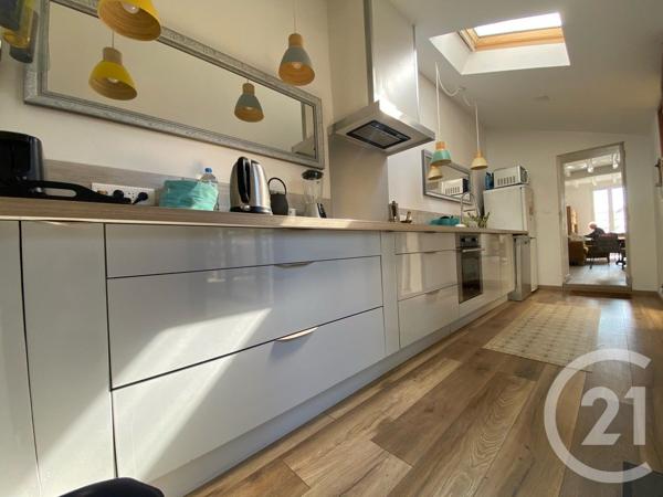 Maison à vendre  5 pièces - 126 m 2   ROCHEFORT  - 17