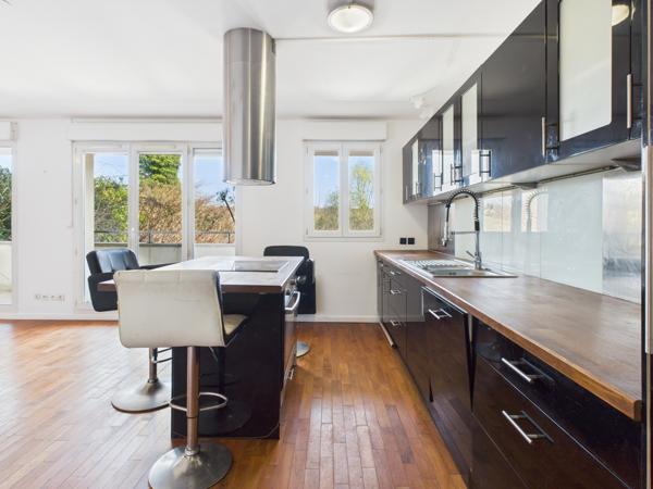 Corbeil-Essonnes (91100) À vendre – Appartement 3 pièces de 70 m² avec balcon et vue sur la Seine